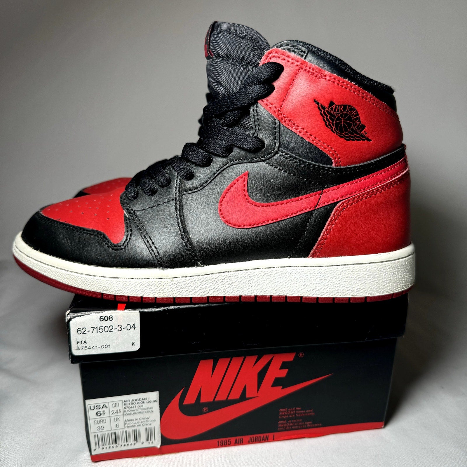 Air Jordan 1 Retro High OG GS Banned 2016 Kids Shoes - Size 6.5