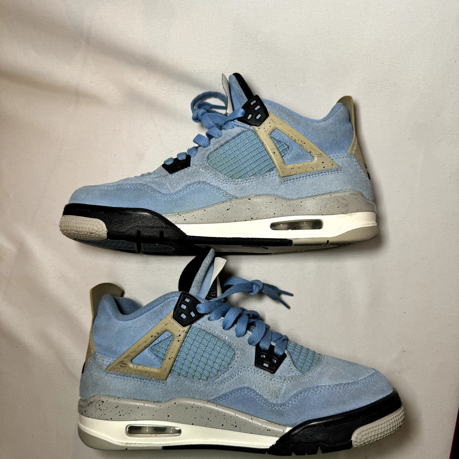 Air Jordan 4 Retro GS University Blue Kids Shoes - Size 6.5