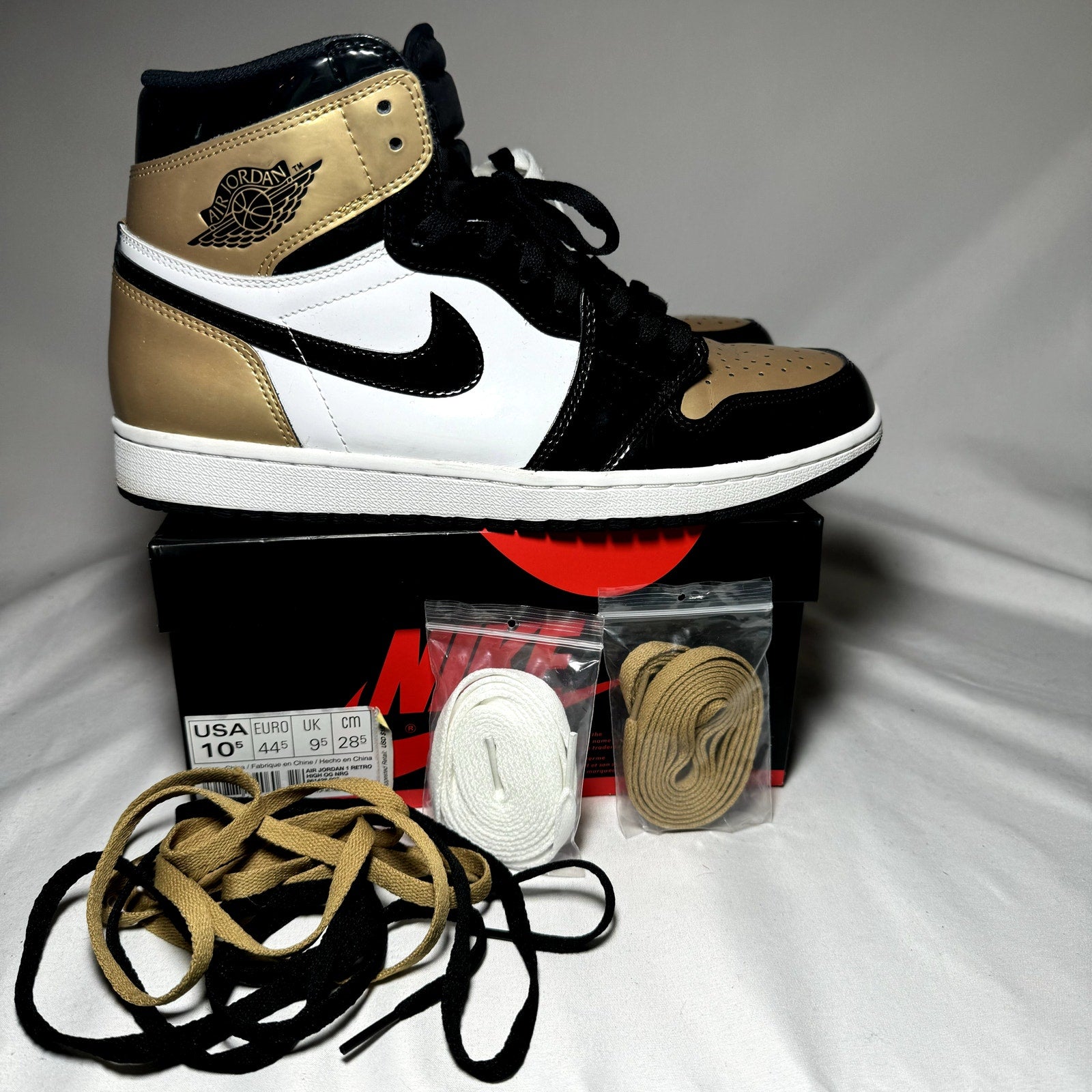 Air Jordan 1 Retro High OG NRG Gold Toe Men's Shoes - Size 10.5