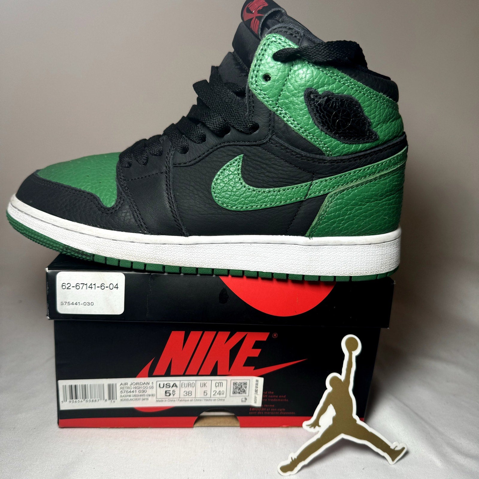 Air Jordan 1 Retro High OG GS Pine Green 2.0 Kids Shoes - Size 5.5