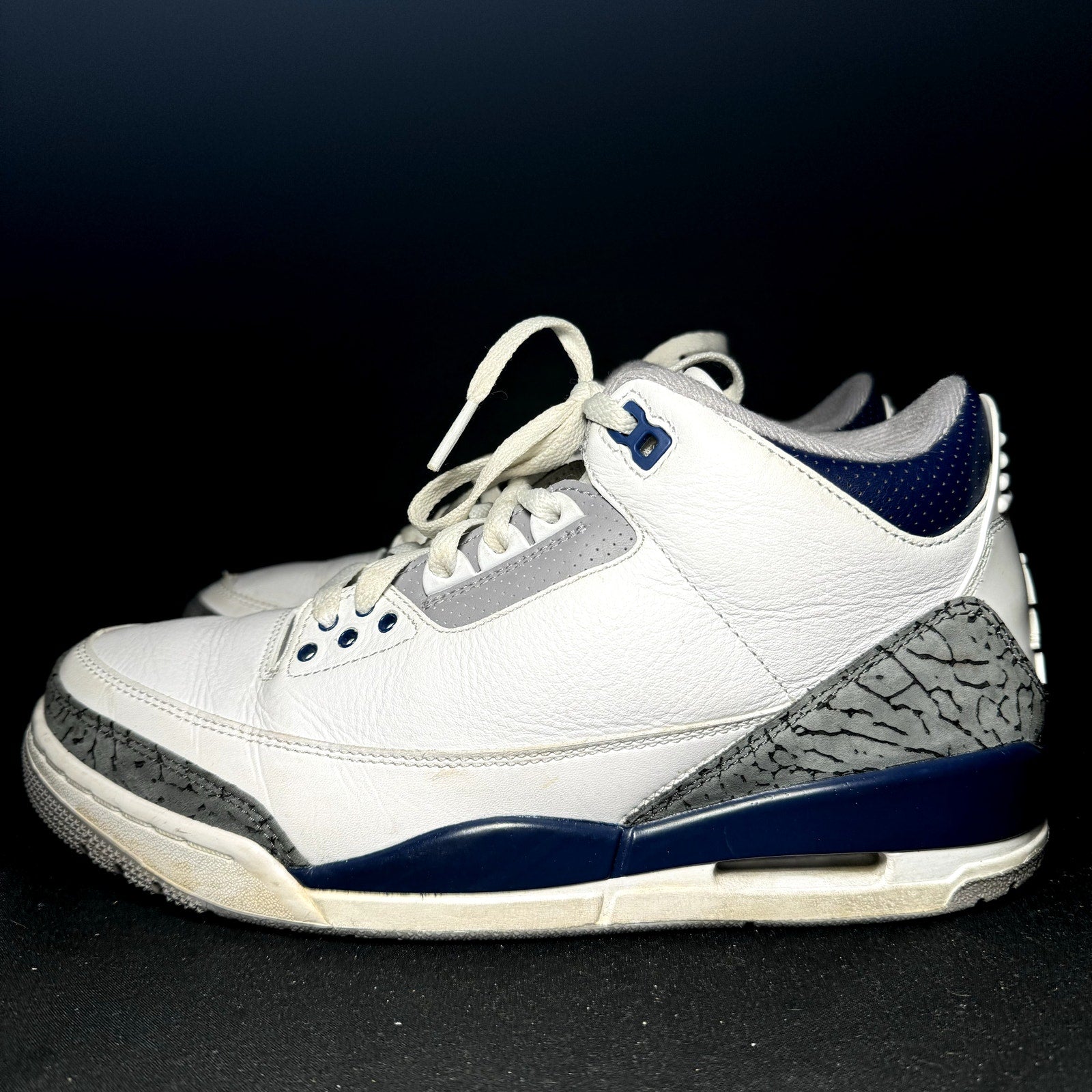 Air Jordan 3 Retro Midnight Navy Men's Shoes - Size 8.5