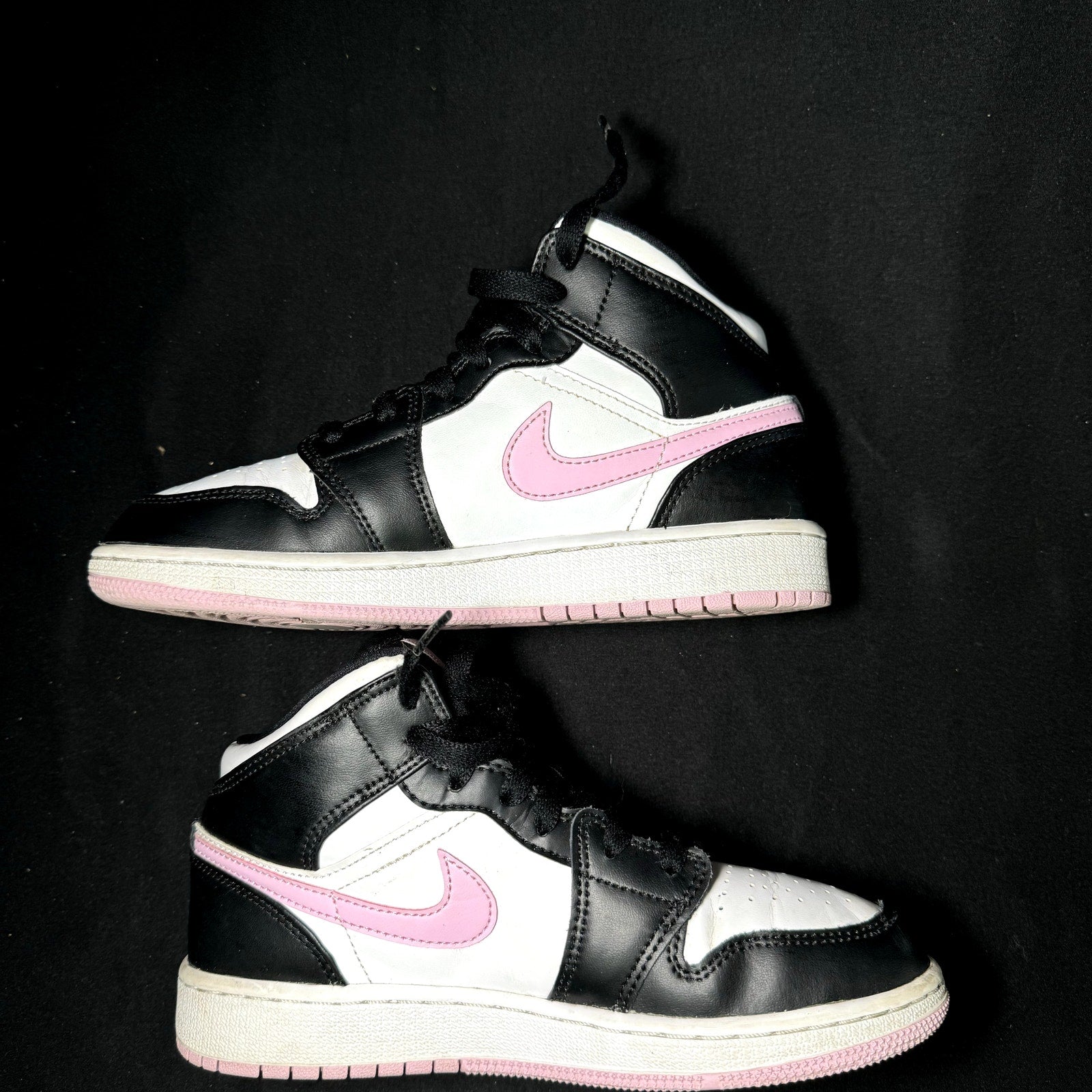 Air Jordan 1 Mid GS White Light Arctic Pink Kids Shoes - Size 4