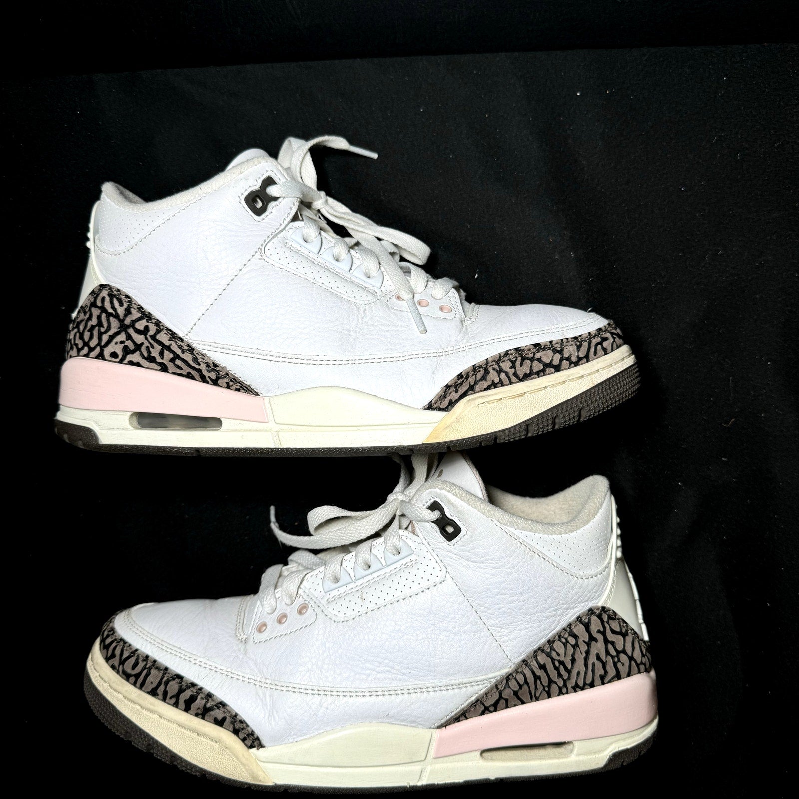 Air Jordan 3 Retro Neapolitan Women's Shoes - Size 9.5