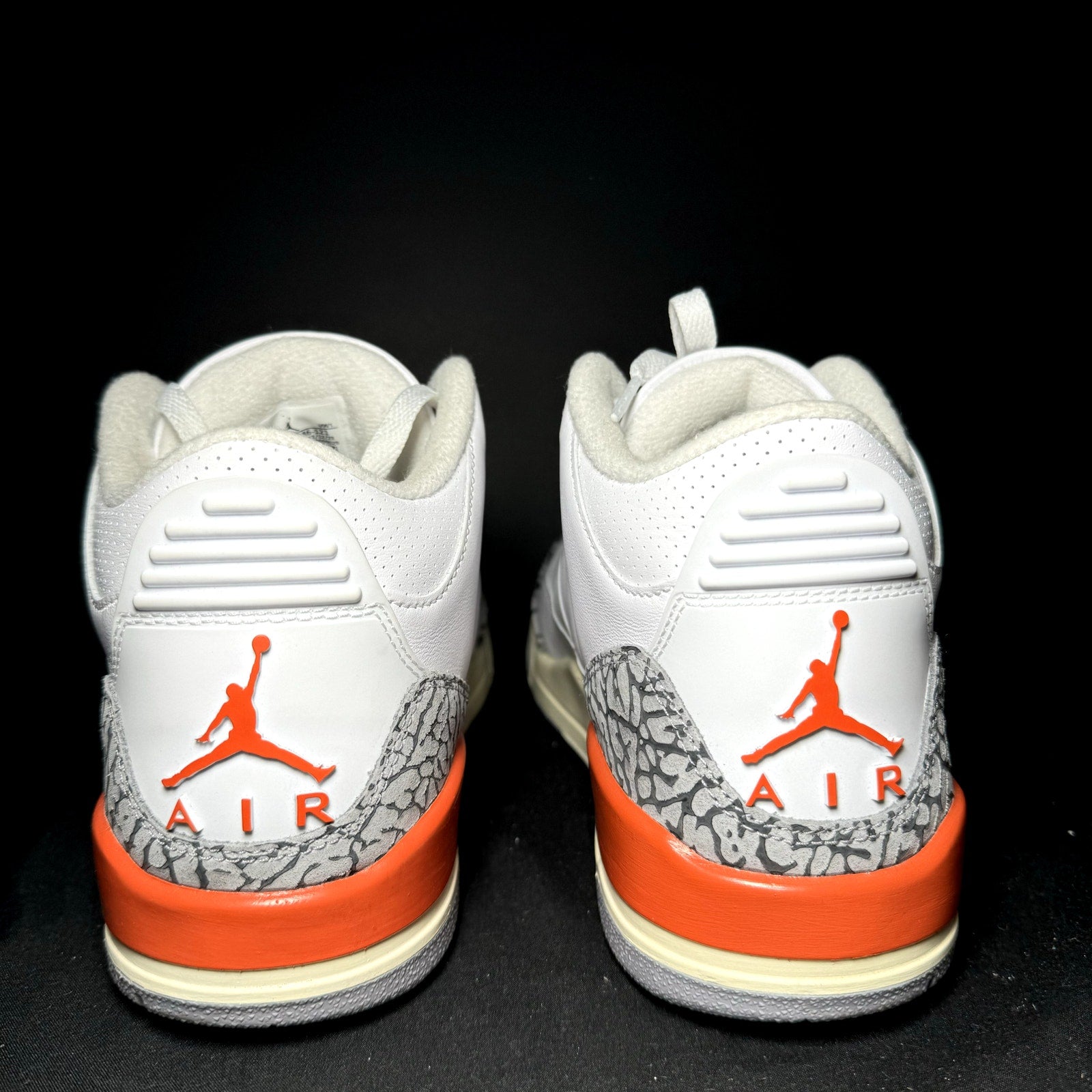 Air Jordan 3 Retro Georgia Peach Women's Shoes - Size 9