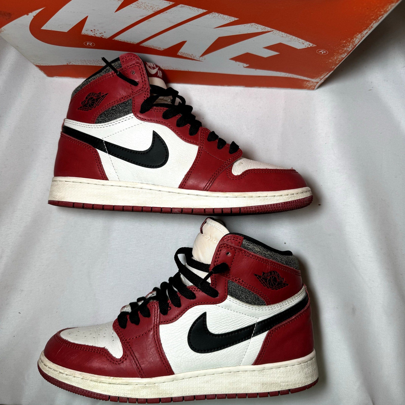 Air Jordan 1 Retro High OG GS Chicago Lost & Found Kids Shoes - Size 7