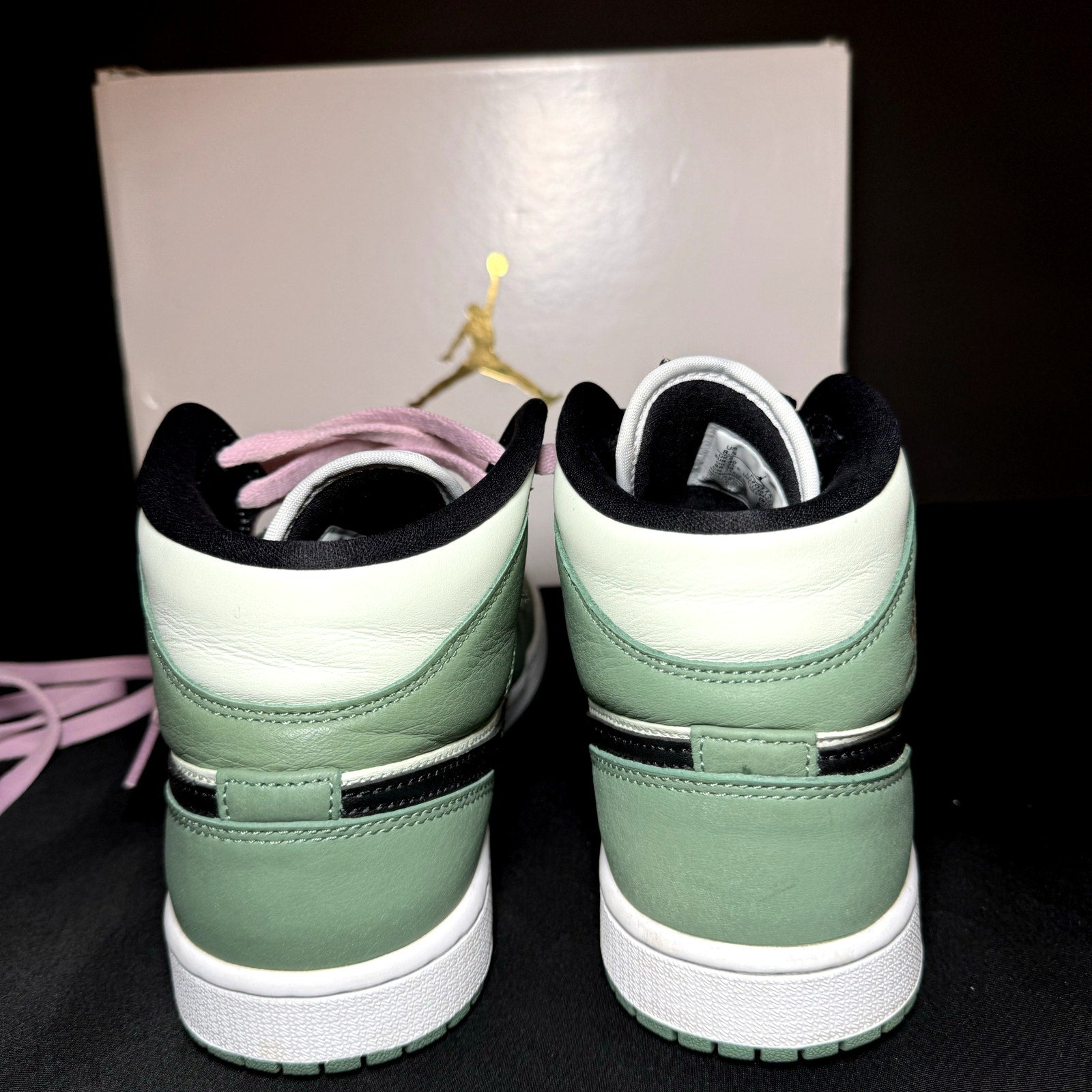 Air Jordan 1 Mid SE Dutch Green Women's Shoes - Size 8.5