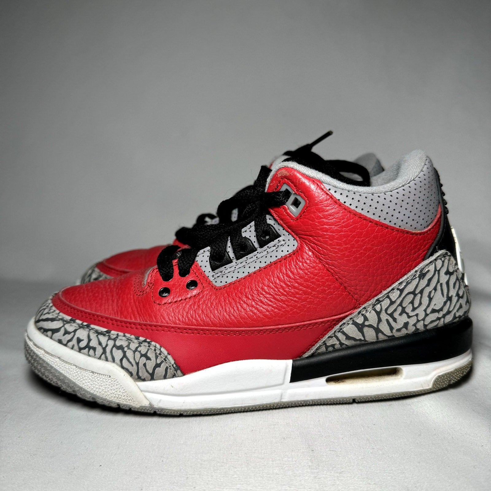 Air Jordan 3 Retro SE GS Unite Kids Shoes - Size 4.5