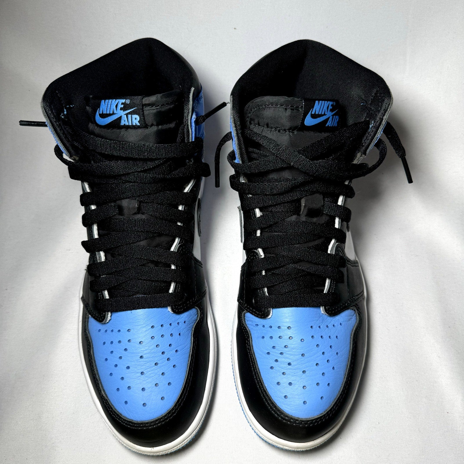 Air Jordan 1 Retro High OG UNC Toe Men's Shoes - Size 8