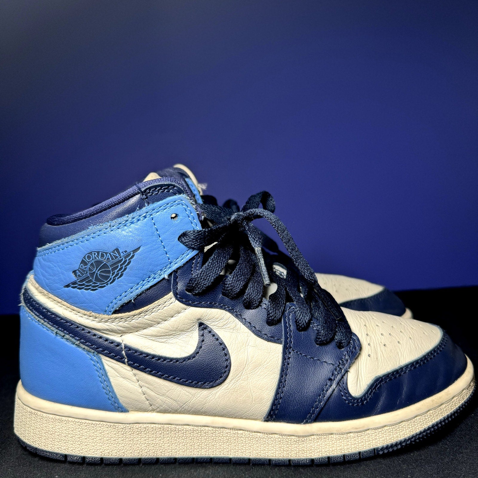 Air Jordan 1 Retro High OG GS Obsidian Kids Shoes - Size 4