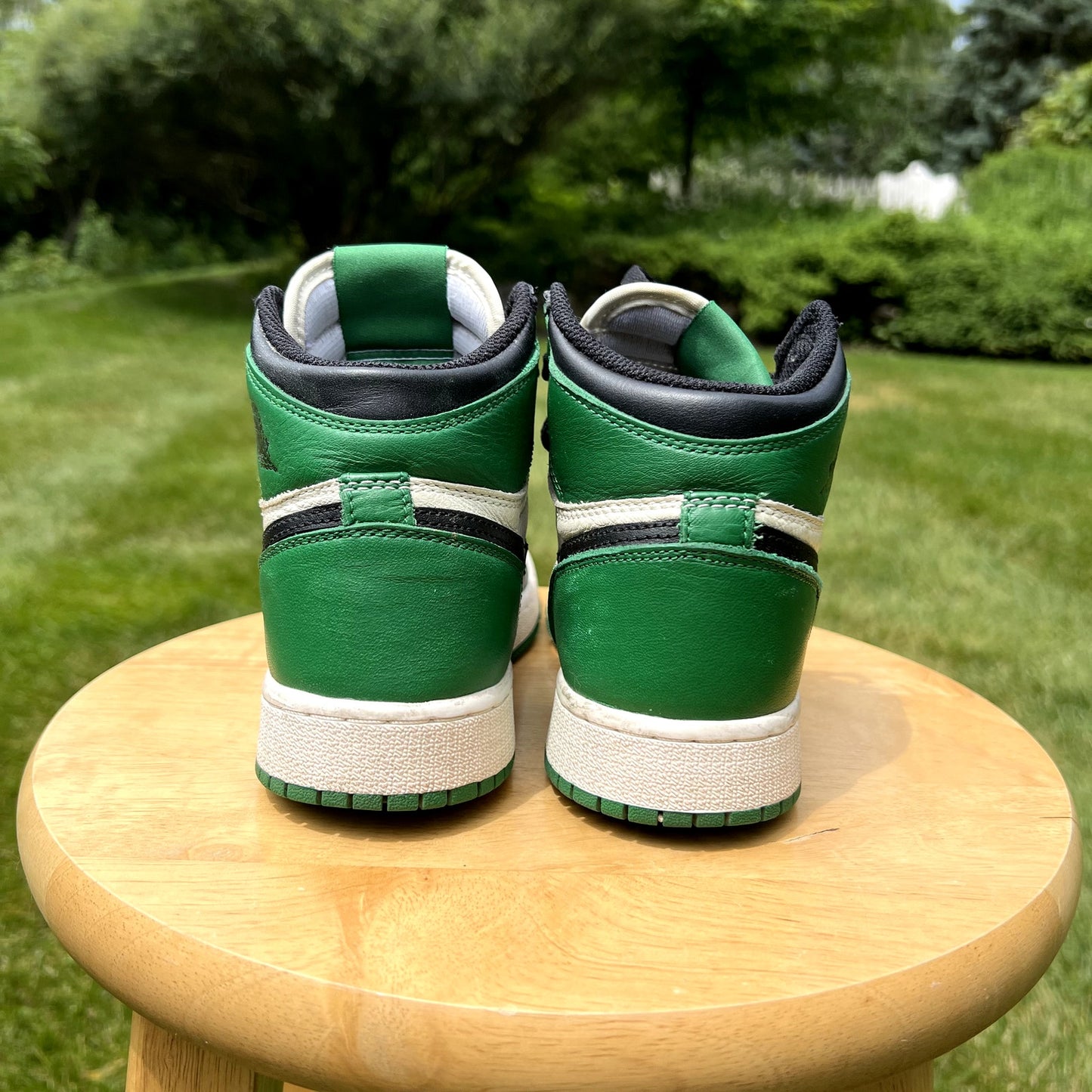 Air Jordan 1 Retro High OG GS Pine Green Men's Shoes - Size 4