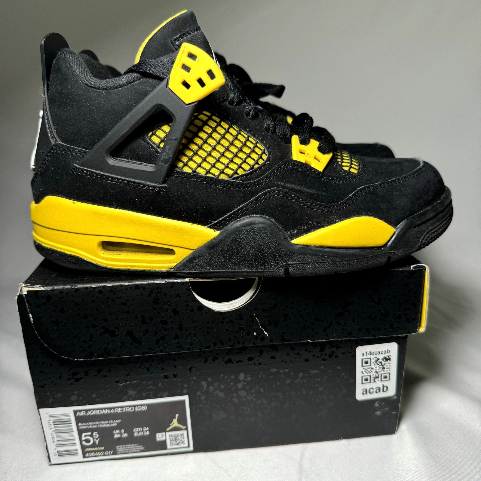 Air Jordan 4 Retro GS Thunder 2023 Kids Shoes - Size 5.5