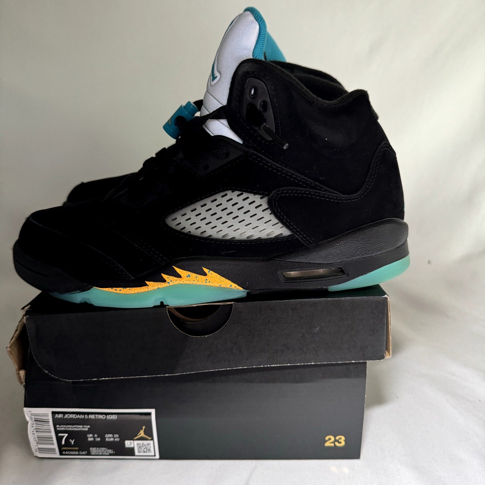 Air Jordan 5 Retro GS Aqua Kids Shoes - Size 7