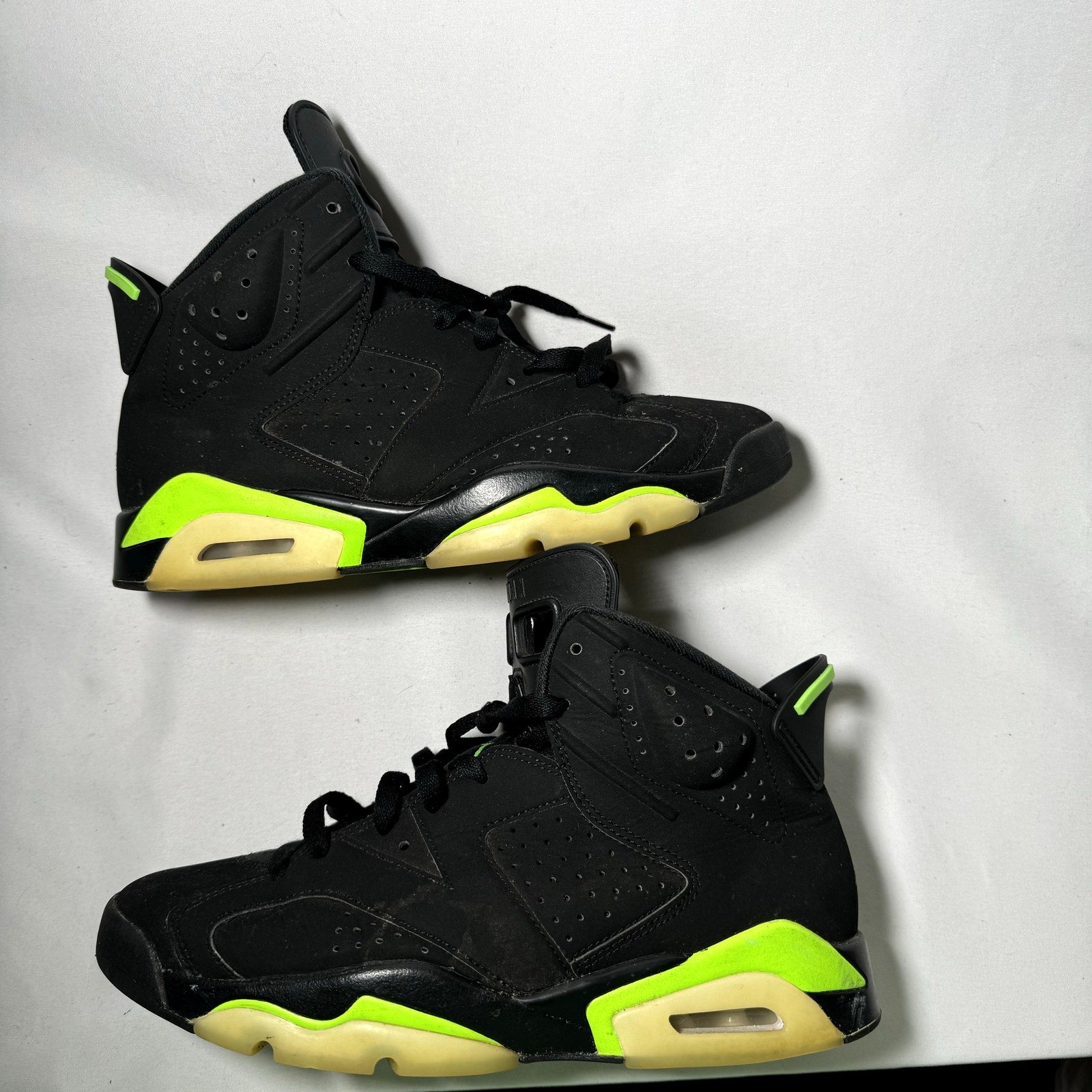 Air Jordan 6 Retro Electric Green Men's Shoes - Size 9.5