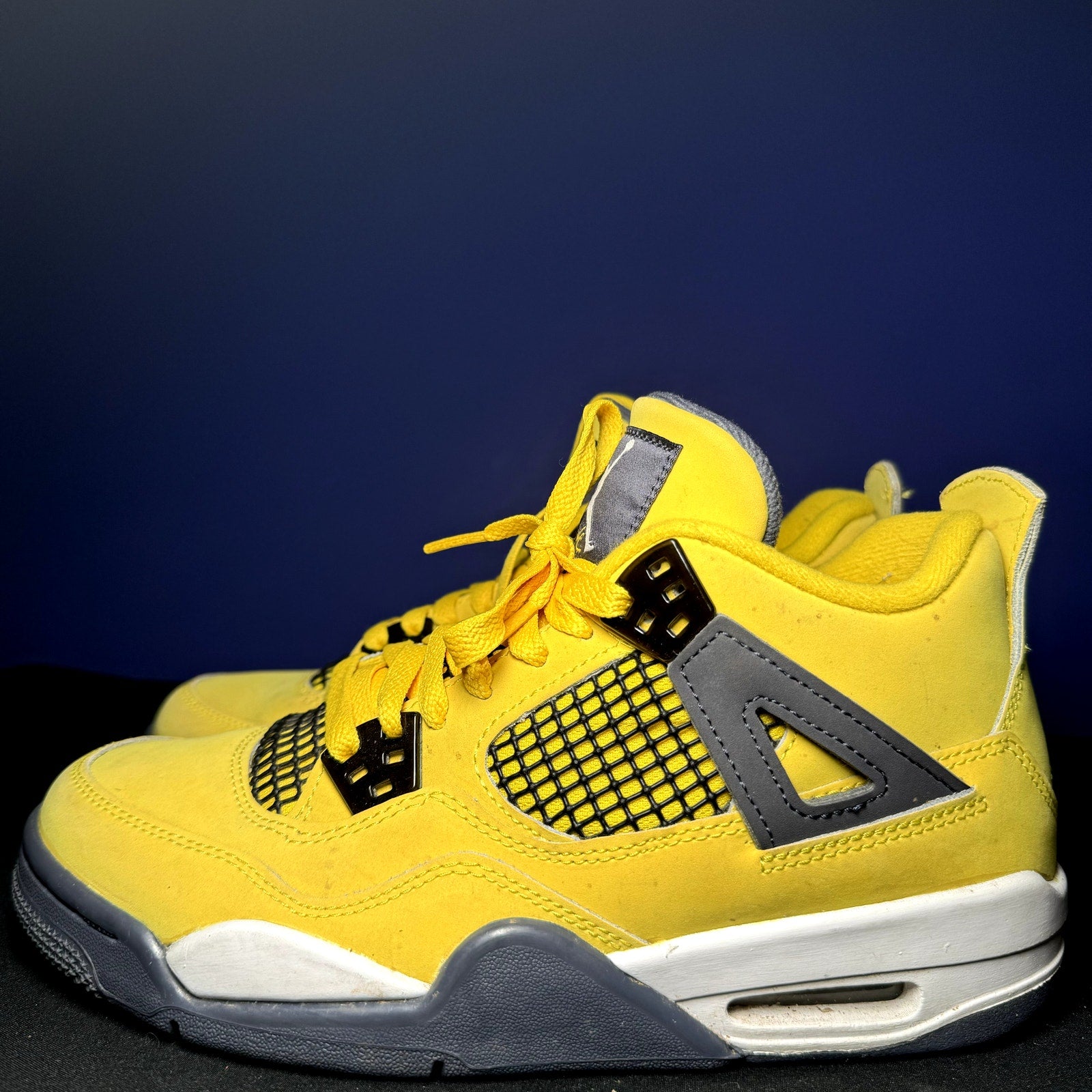 Air Jordan 4 Retro GS Lightning 2021 Kids Shoes - Size 5.5