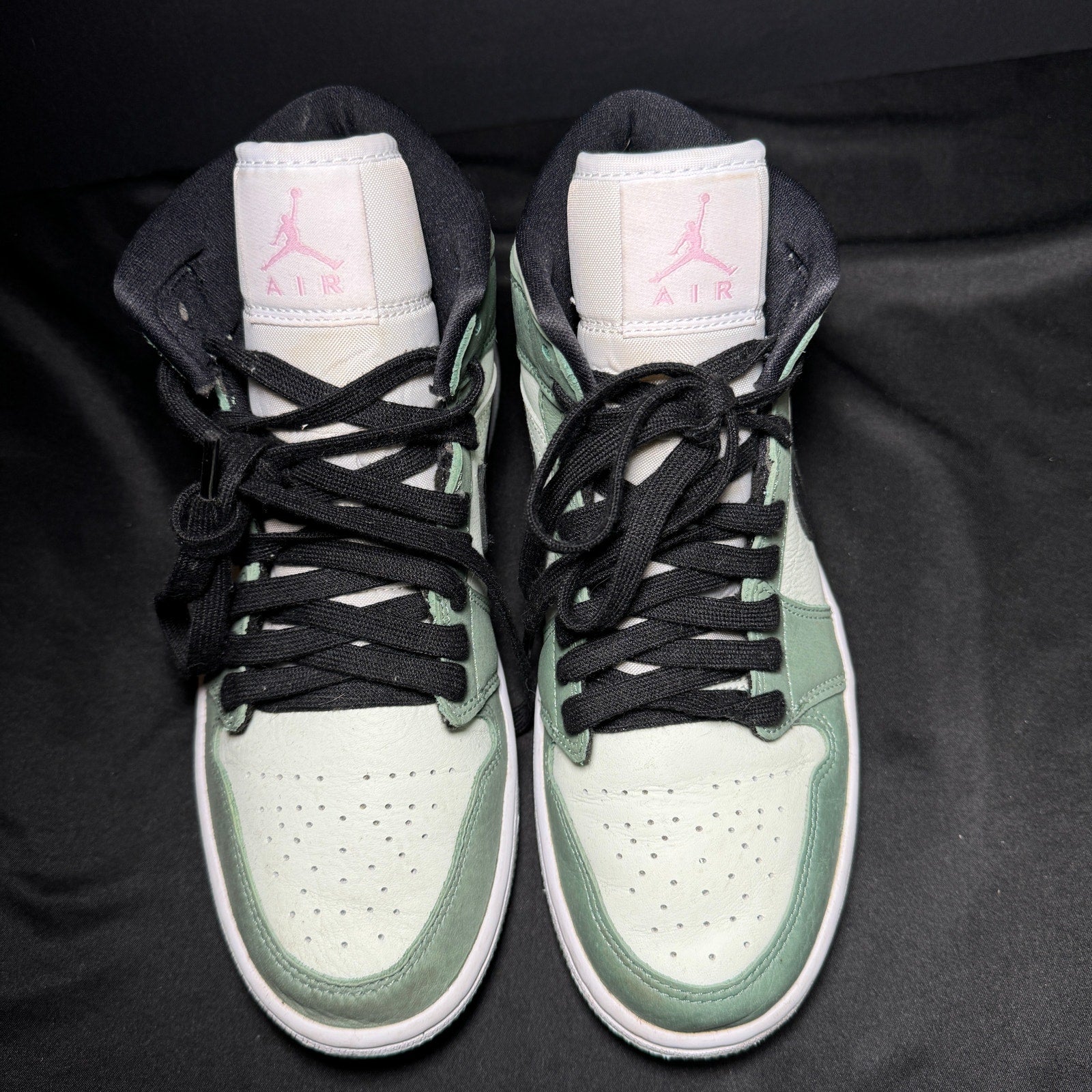 Air Jordan 1 Mid SE Dutch Green Women's Shoes - Size 7.5