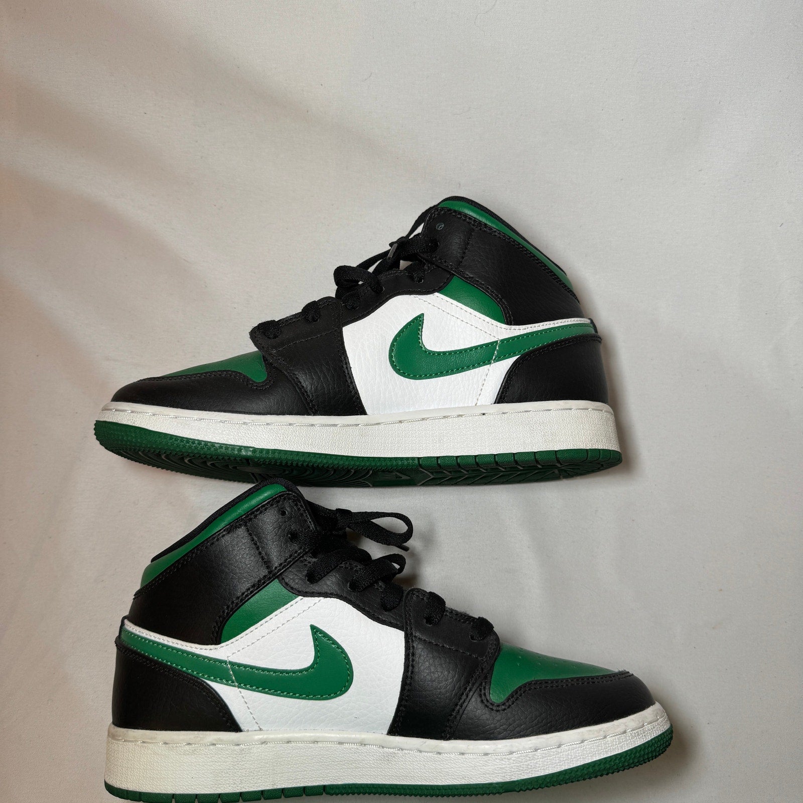 Air Jordan 1 Mid GS Black Pine Green Kids Shoes - Size 5.5