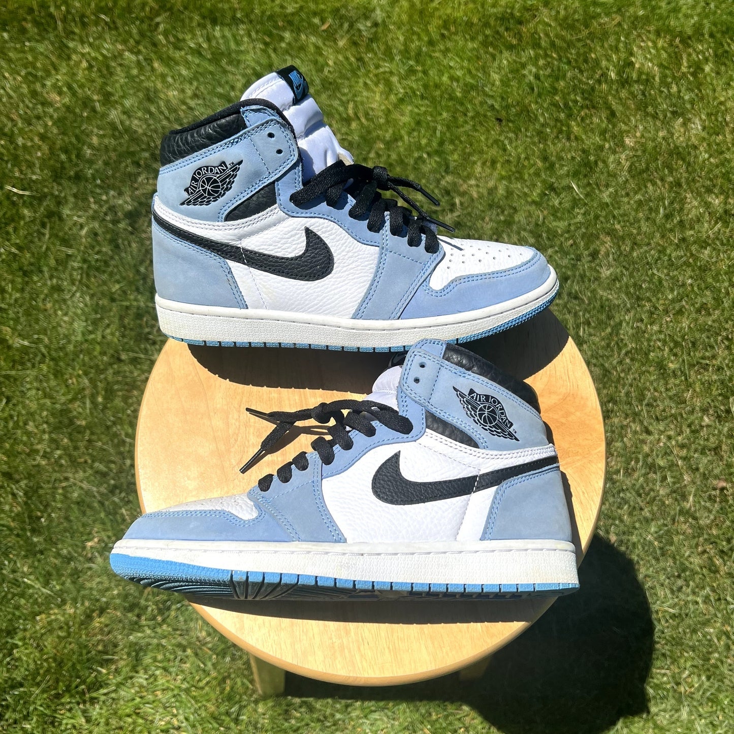 Air Jordan 1 Retro High OG University Blue Men's Shoes - Size 7