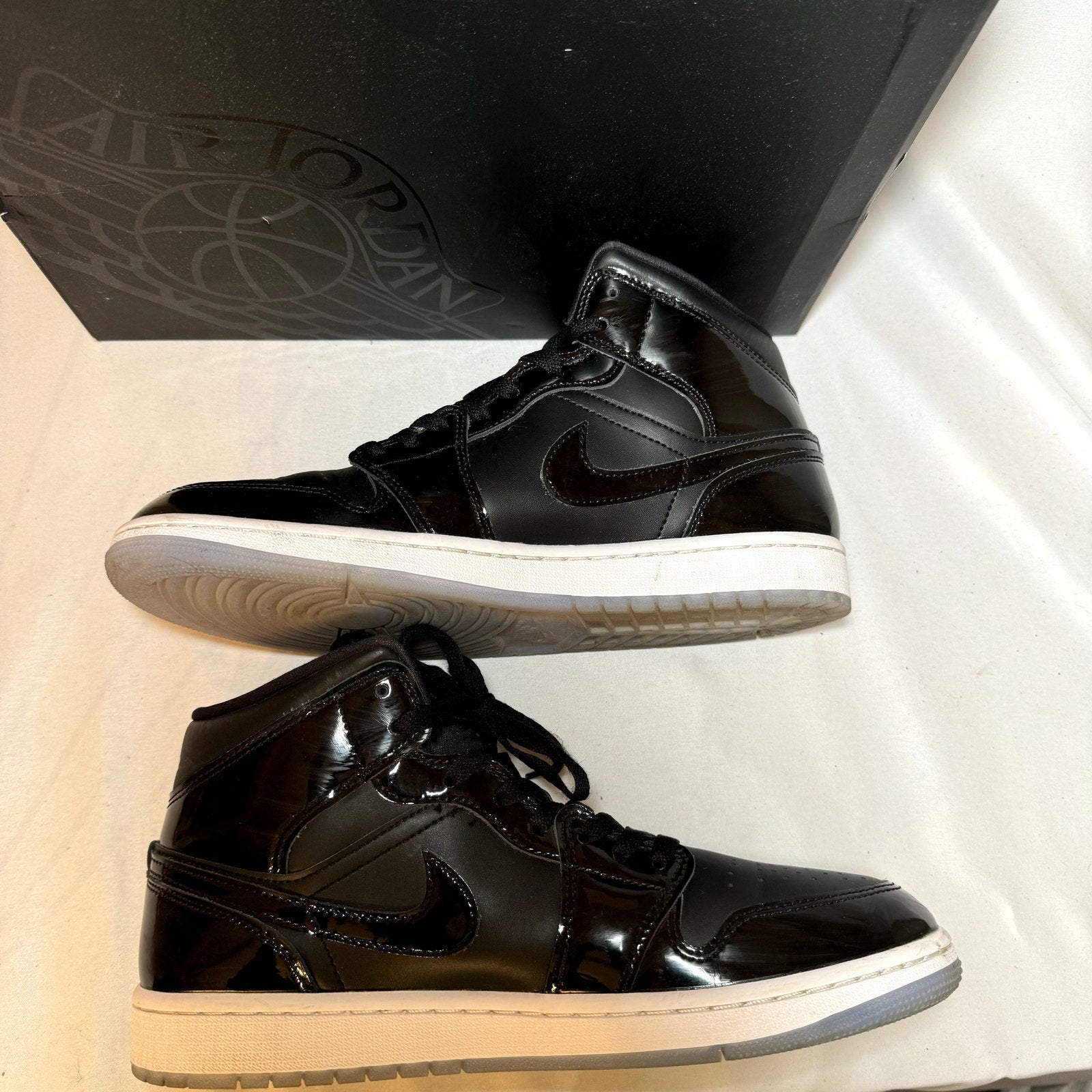 Air Jordan 1 Mid SE Space Jam Men's Shoes - Size 9.5