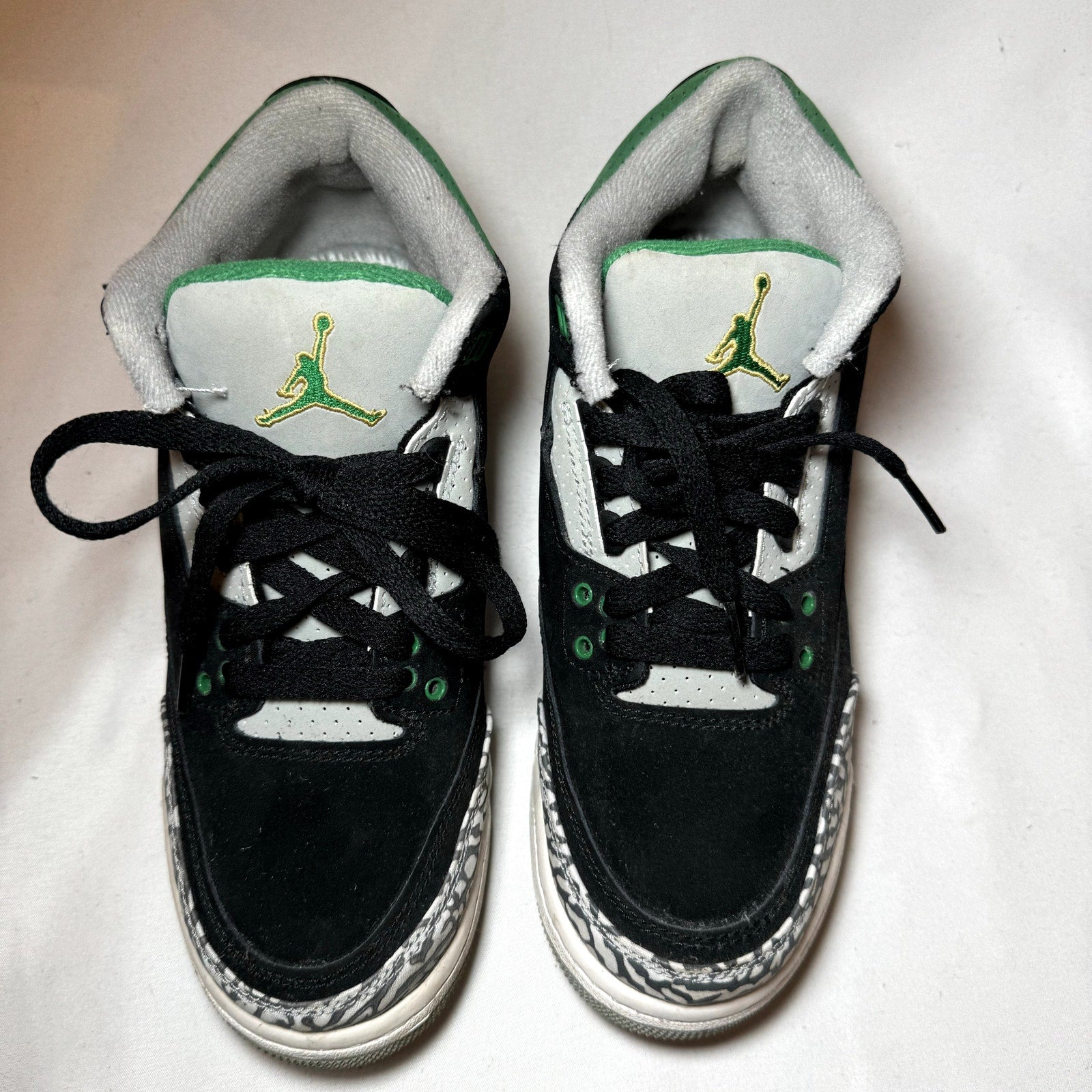 Air Jordan 3 Retro GS Pine Green Kids Shoes - Size 6