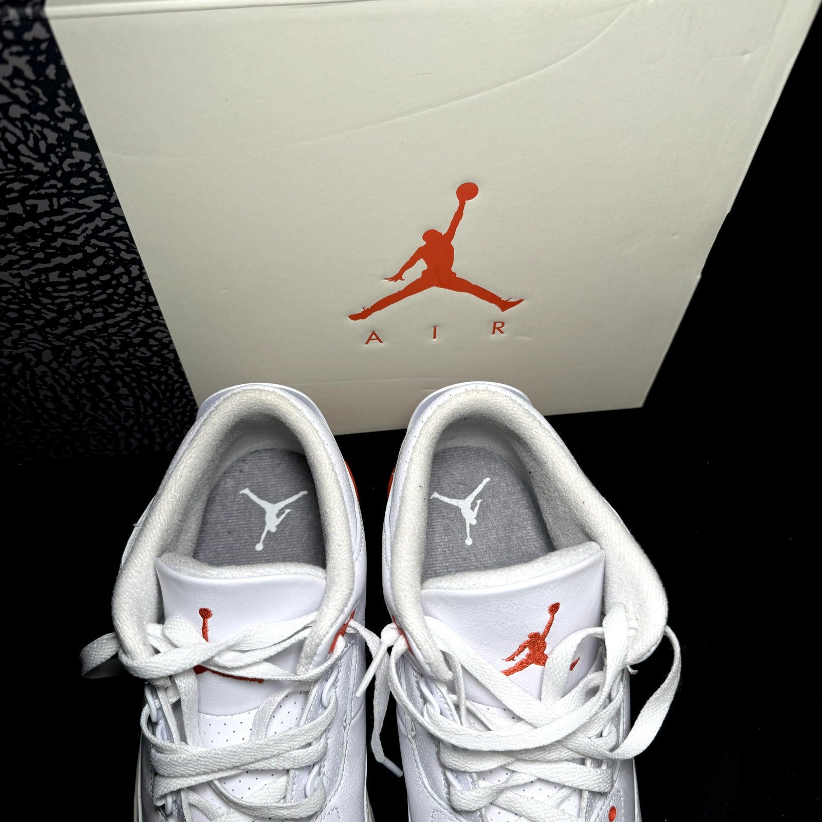 Air Jordan 3 Retro Georgia Peach Women's Shoes - Size 11.5