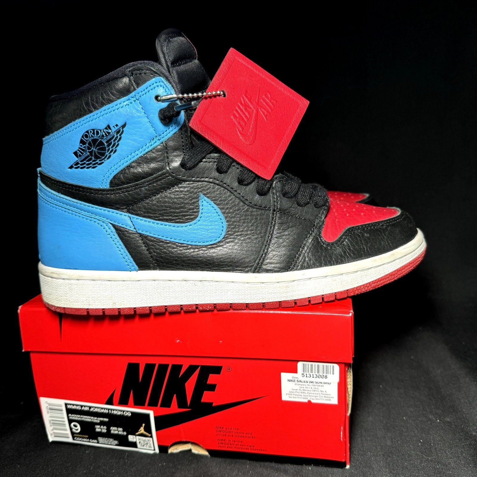 Air Jordan 1 High OG NC to Chi Women's Shoes - Size 9