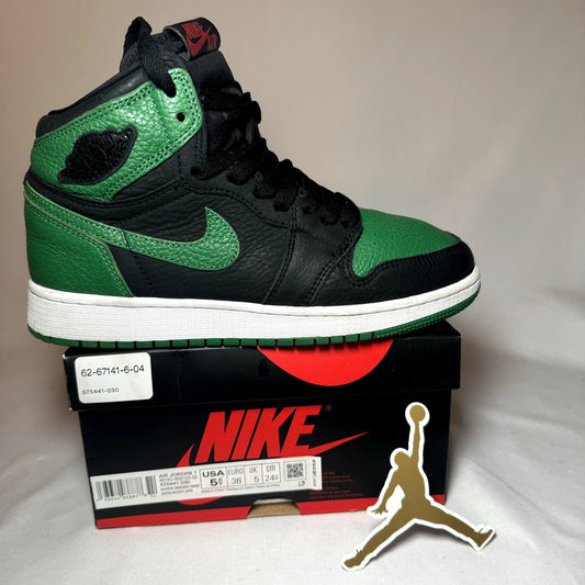 Air Jordan 1 Retro High OG GS Pine Green 2.0 Kids Shoes - Size 5.5