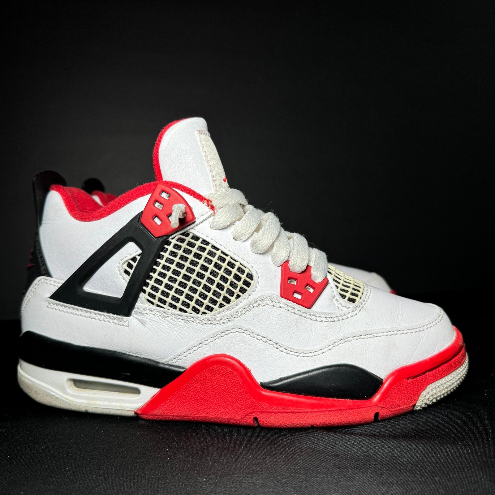 Air Jordan 4 Retro OG GS Fire Red 2020 Kids Shoes - Size 4.5