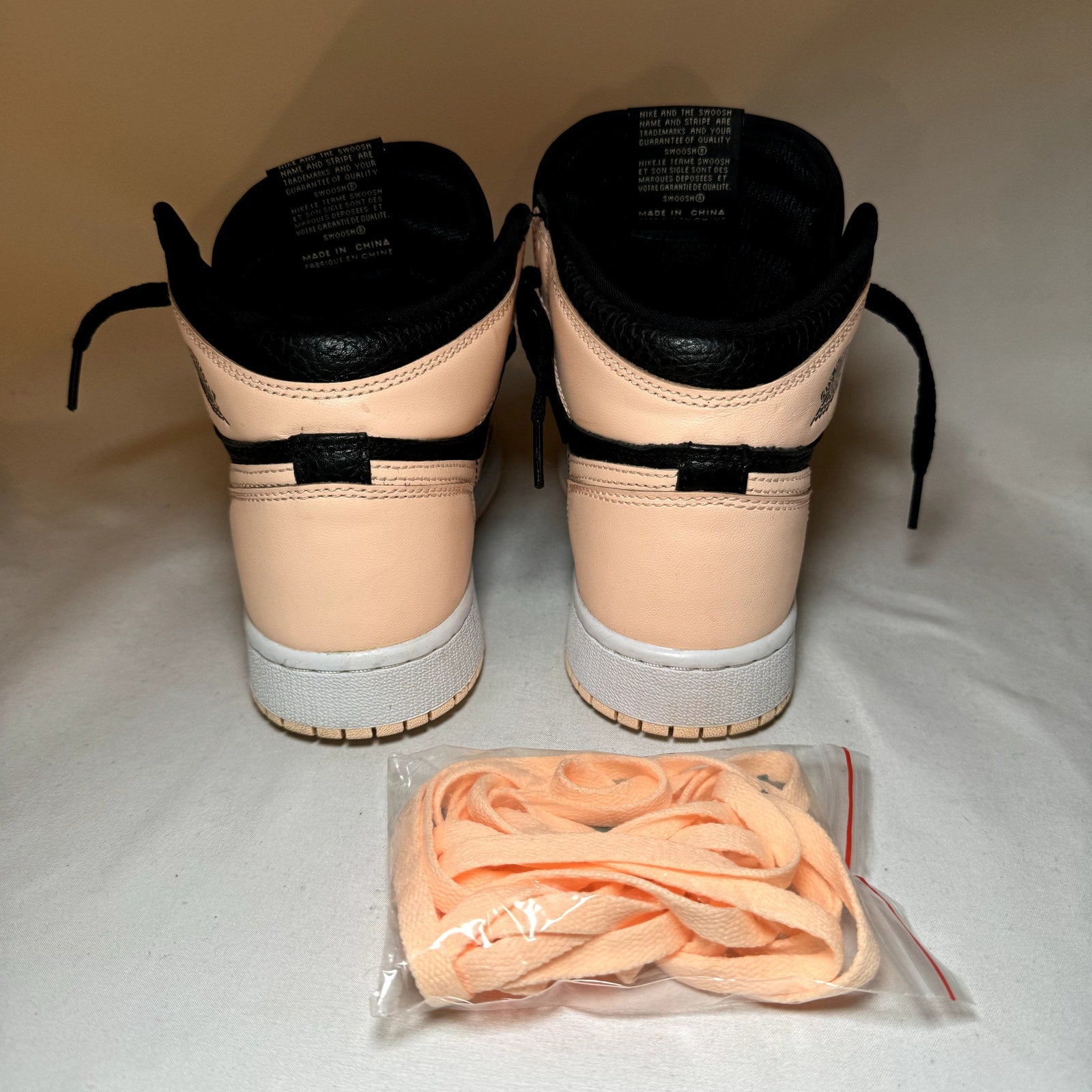 Air Jordan 1 Retro High OG GS Crimson Tint Kids Shoes - Size 4.5