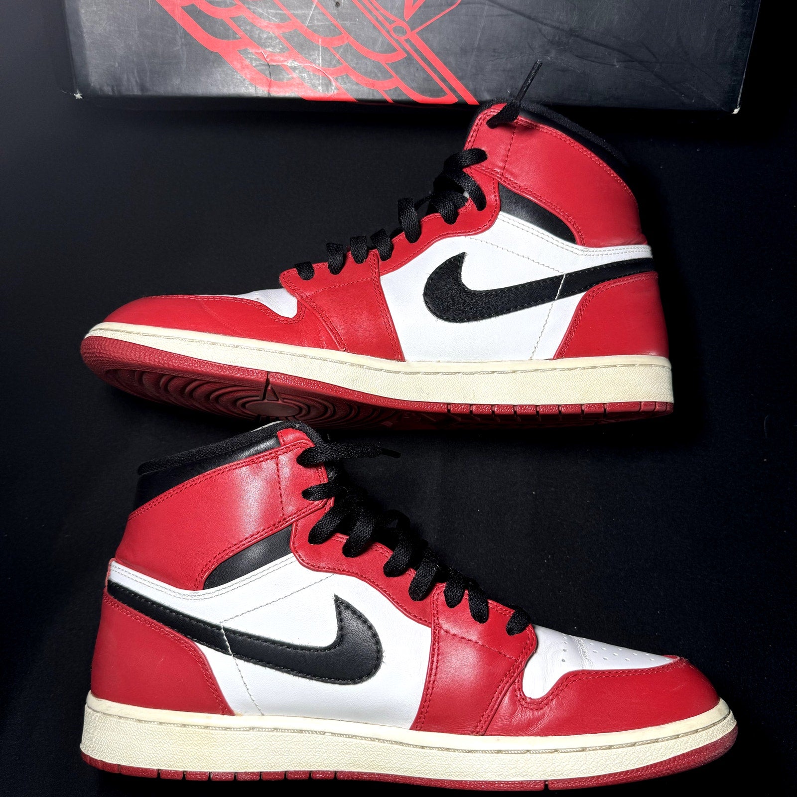 Air Jordan 1 Retro High Chicago 2013 Men's Shoes  - Size 11.5