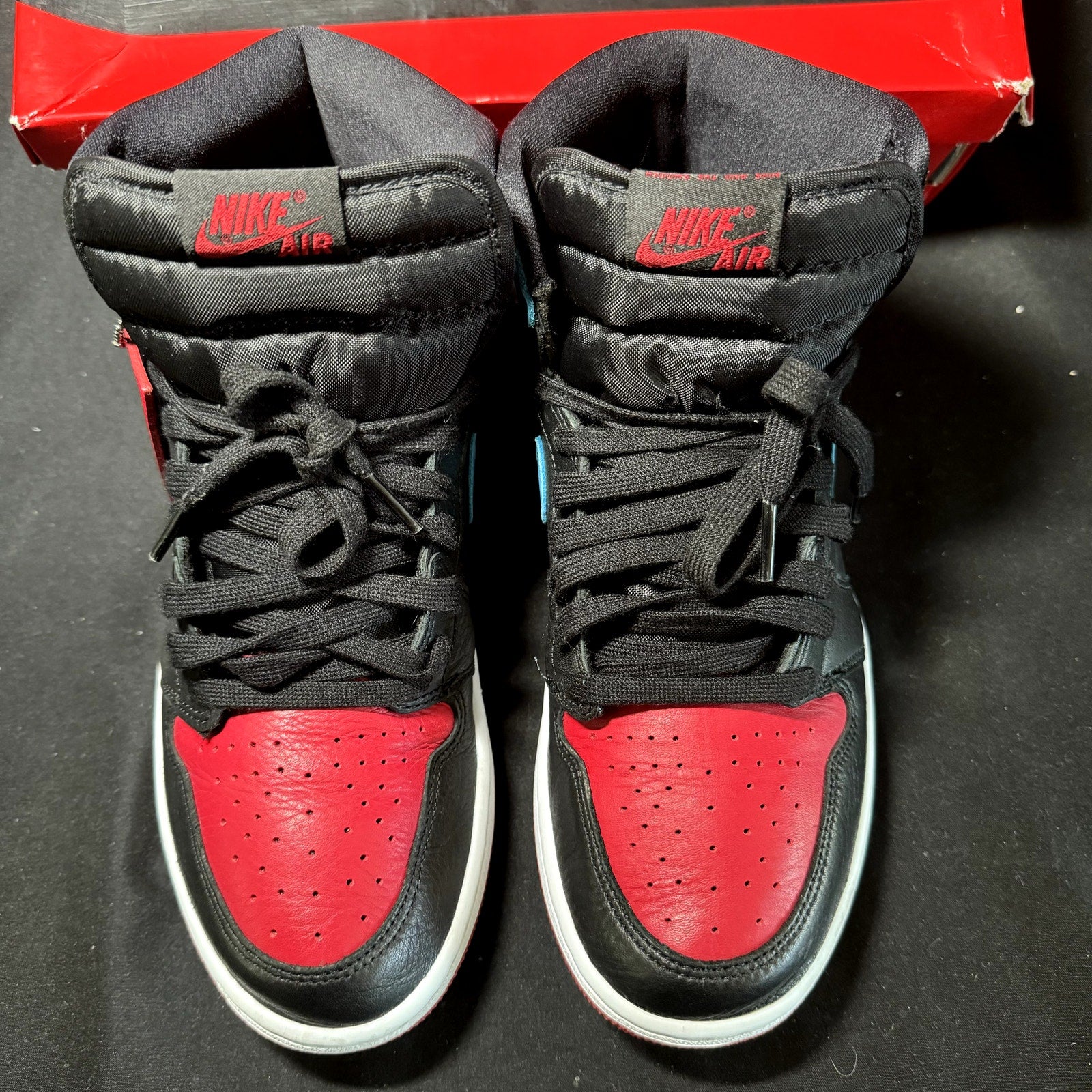 Air Jordan 1 High OG NC to Chi Women's Shoes - Size 9