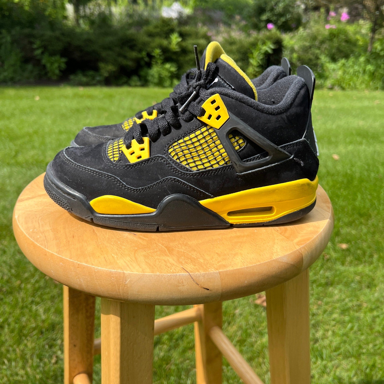 Air Jordan 4 Retro GS Thunder 2023 Kids Shoes - Size 5