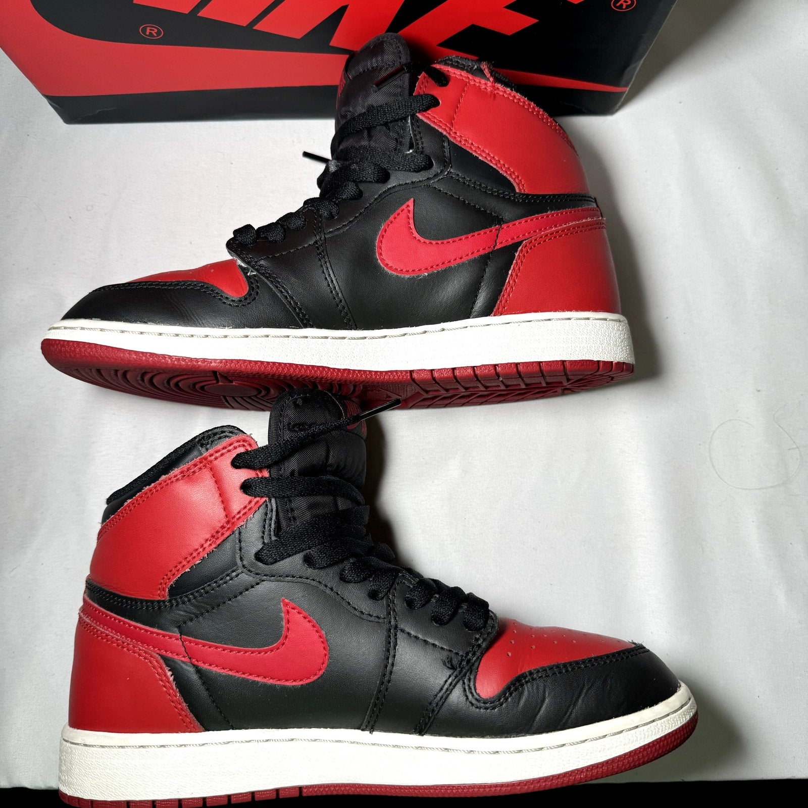 Air Jordan 1 Retro High OG GS Banned 2016 Kids Shoes - Size 6.5