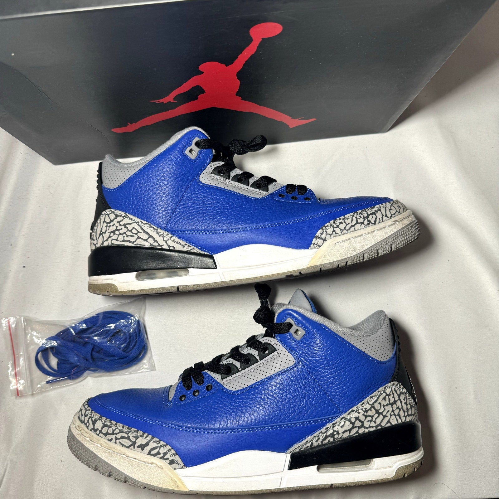 Air Jordan 3 Retro Varsity Royal Men's Shoes - Size 10.5