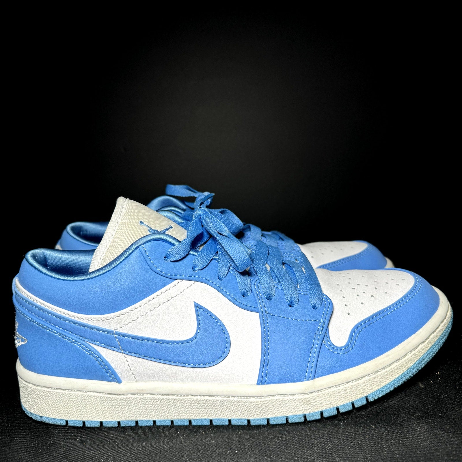 Air Jordan 1 Low UNC Women's Shoes - Size 9