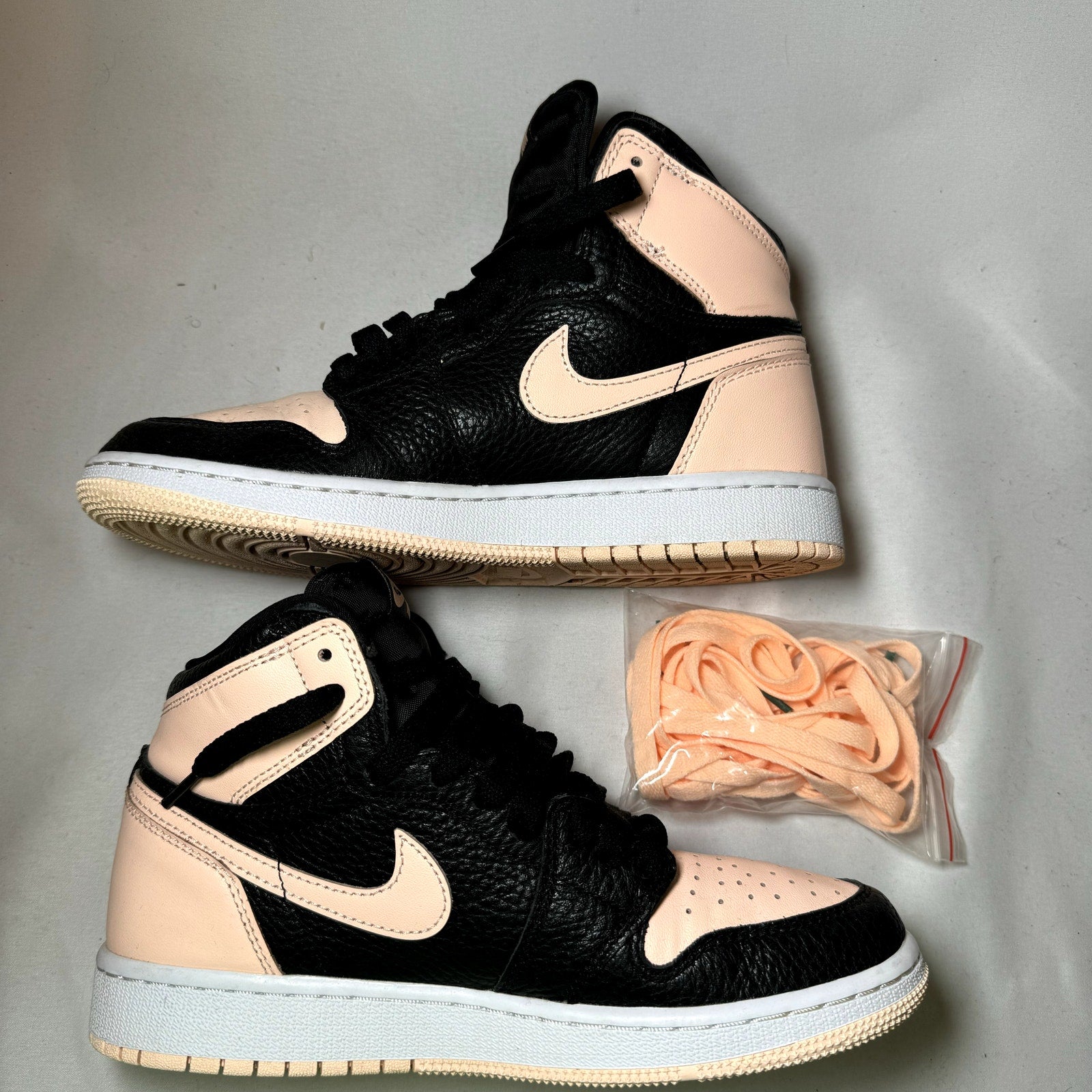 Air Jordan 1 Retro High OG GS Crimson Tint Kids Shoes - Size 4.5