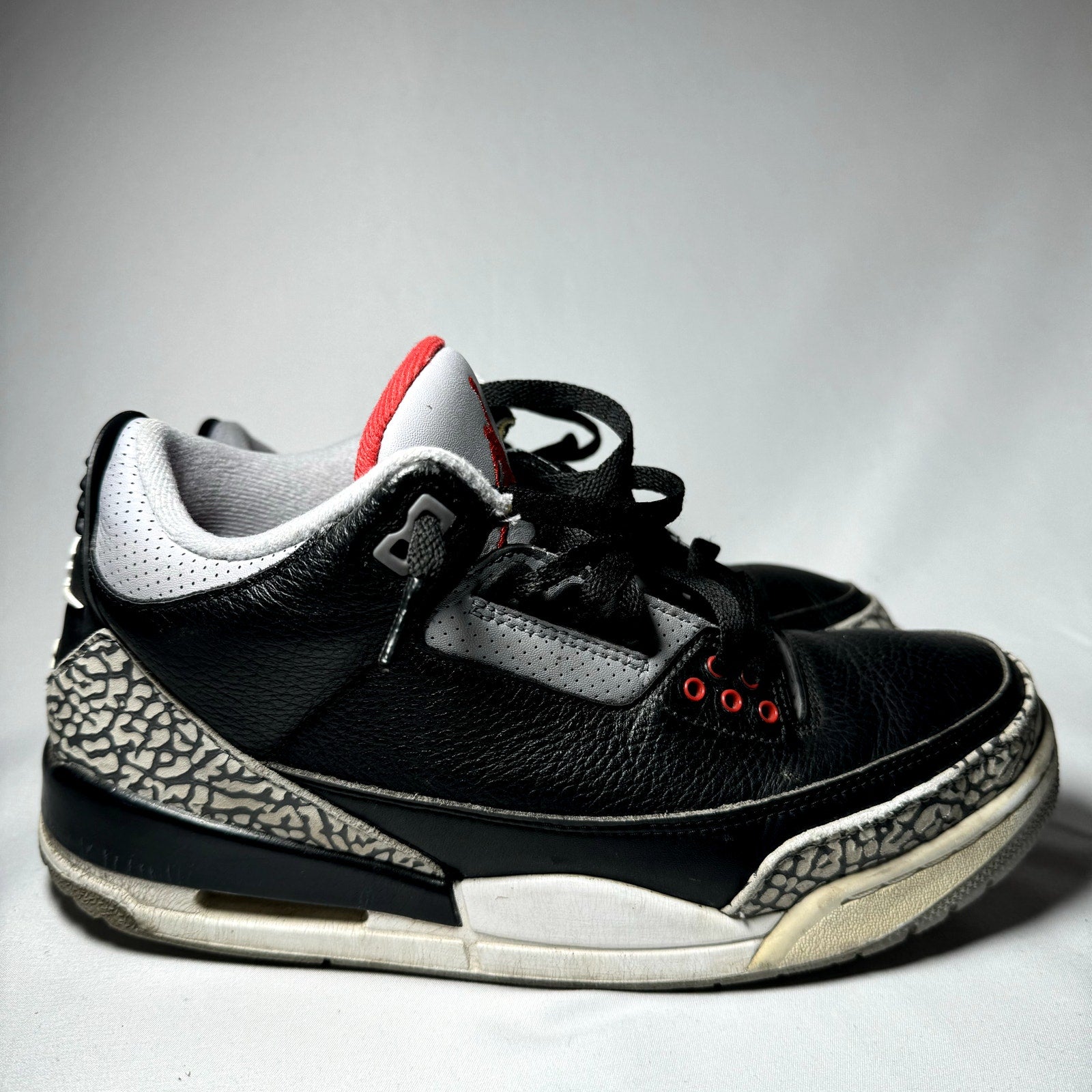 Air Jordan 3 Retro OG Black Cement 2018 Men's Shoes - Size 8.5