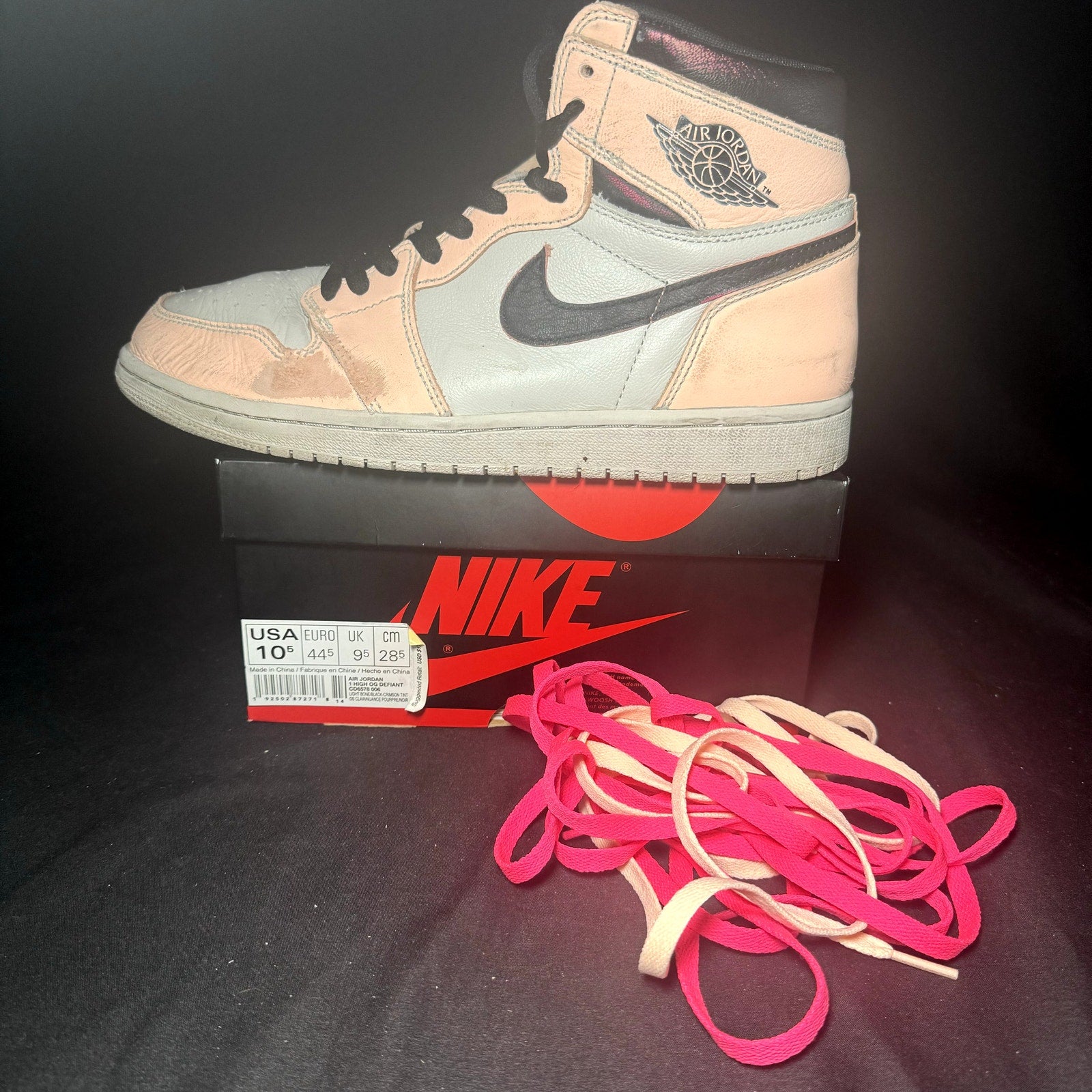 Air Jordan 1 Retro High SB NYC to Paris 2019 Men's Shoes - Size 10.5