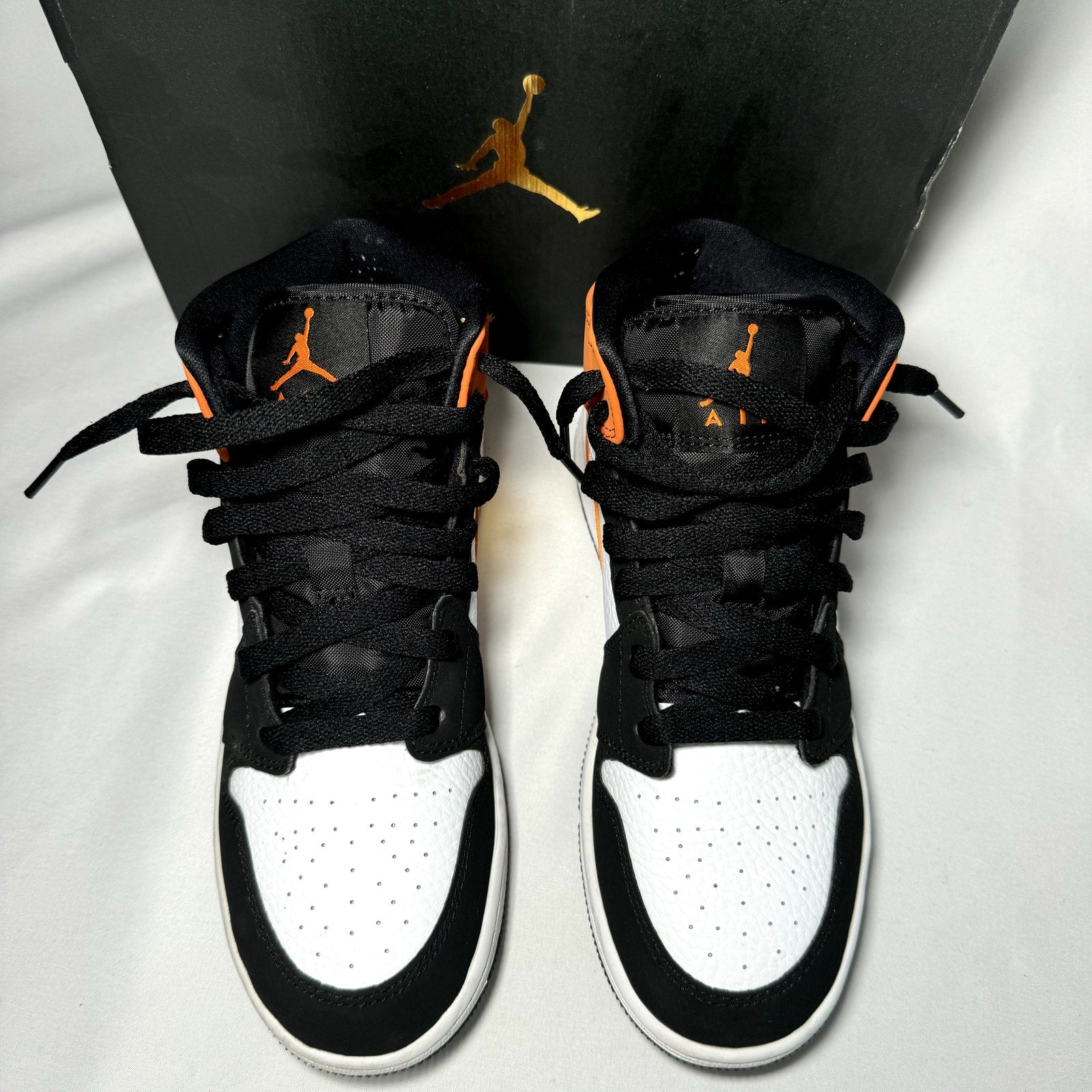 Air Jordan 1 Mid GS Shattered Blackboard 2019 Kids Shoes - Size 5