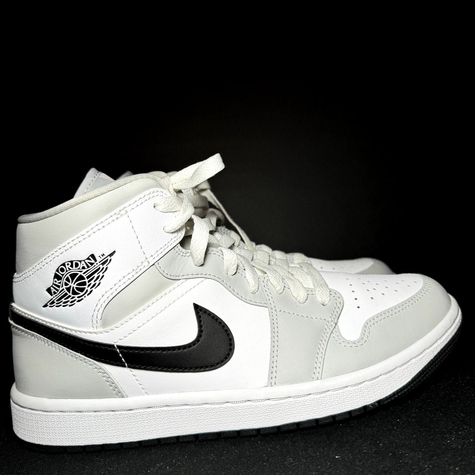 Air Jordan 1 Mid Grey Fog Women's Shoes - Size 9