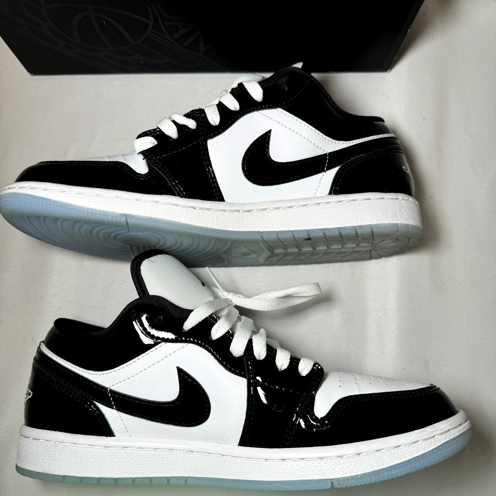 Air Jordan 1 Low SE Concord Men's Shoes - Size 8