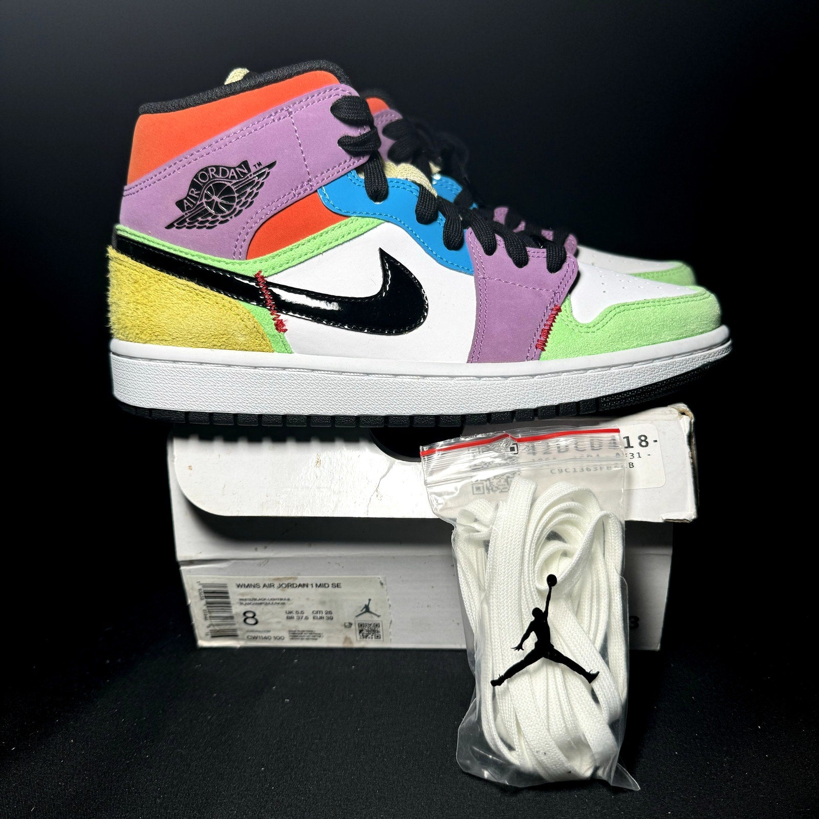 Air Jordan 1 Mid SE Lightbulb Women's Shoes - Size 8