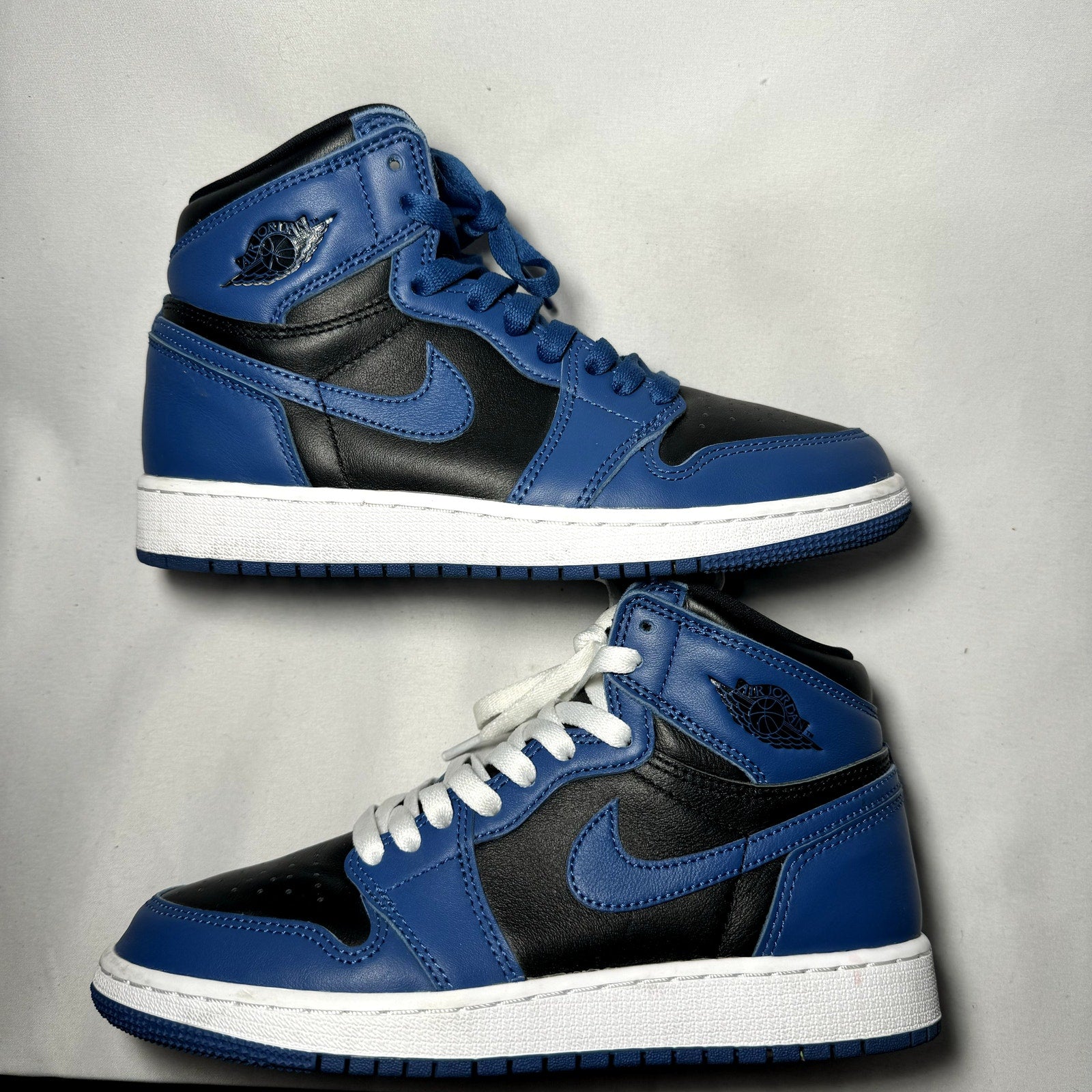 Air Jordan 1 Retro High OG GS Dark Marina Blue Kids Shoes - Size 5