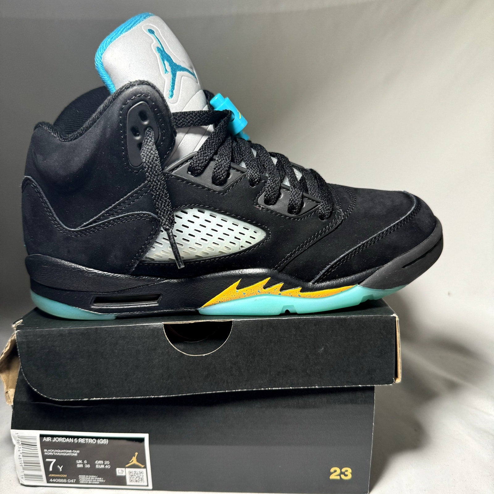 Air Jordan 5 Retro GS Aqua Kids Shoes - Size 7