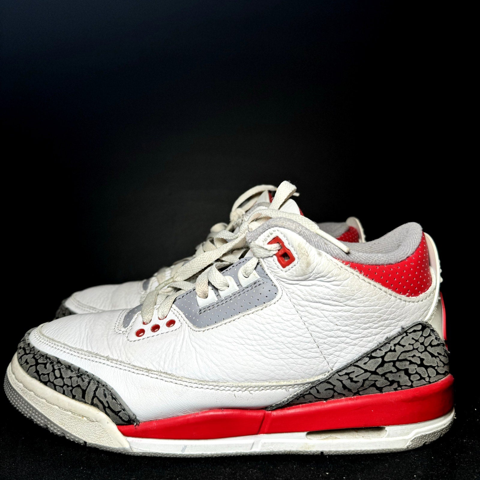 Air Jordan 3 Retro GS Fire Red 2022 Kids Shoes - Size 7