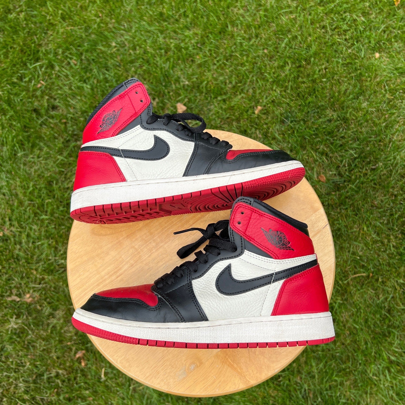 Air Jordan 1 Retro High OG BG Bred Toe Kids Shoes - Size 7