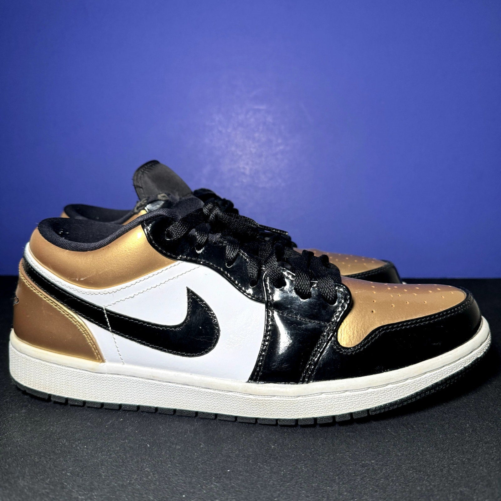 Air Jordan 1 Low Gold Toe Men's Shoes - Size 11