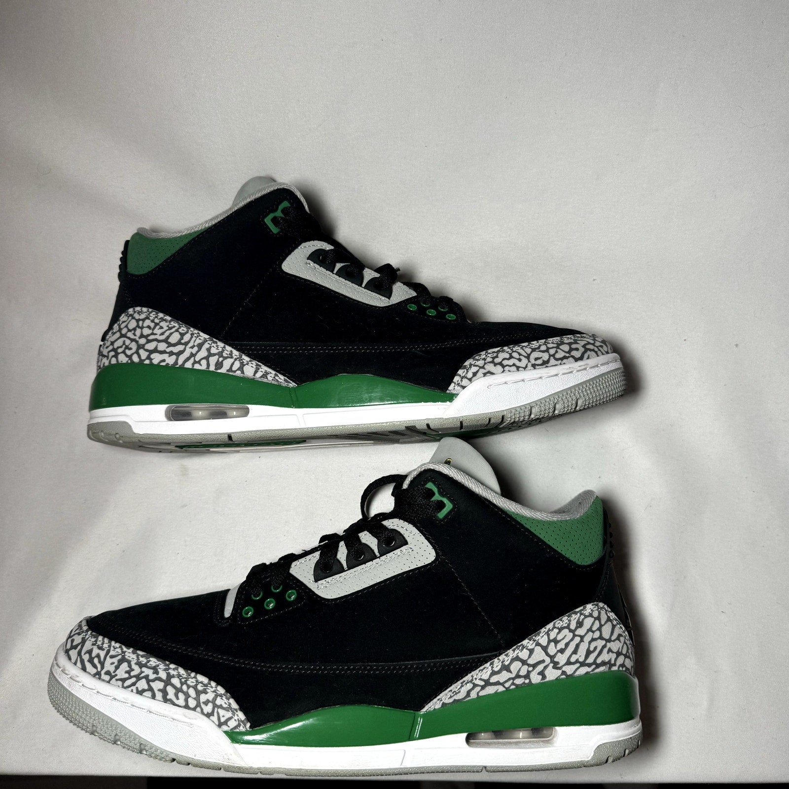 Air Jordan 3 Retro Pine Green Men's Shoes - Size 11.5