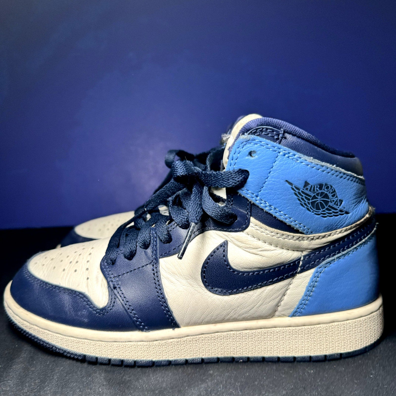 Air Jordan 1 Retro High OG GS Obsidian Kids Shoes - Size 4