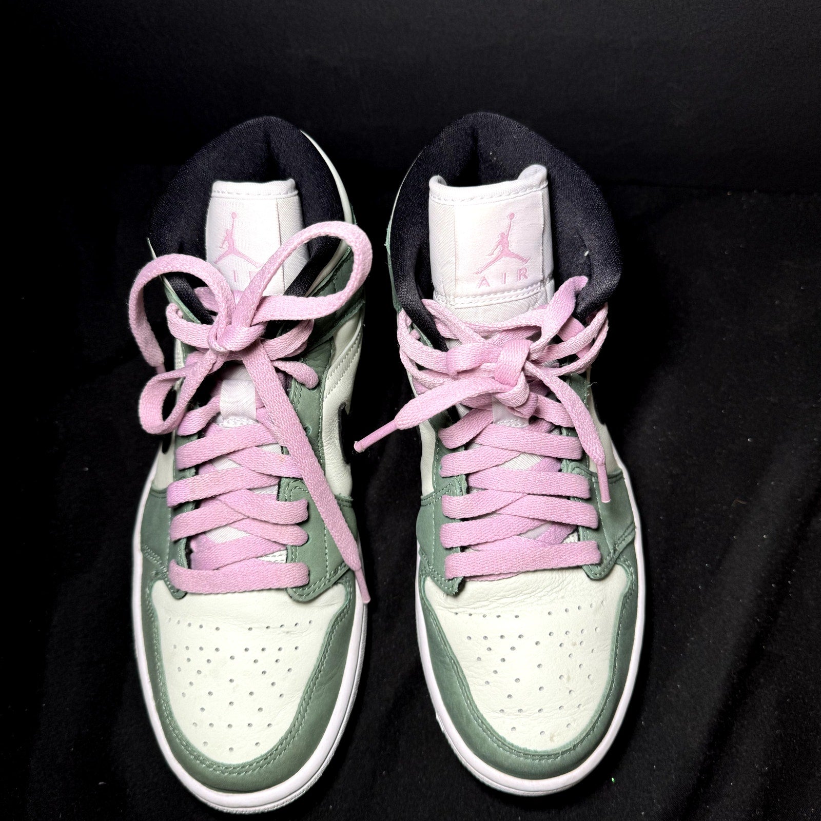 Air Jordan 1 Mid SE Dutch Green Women's Shoes - Size 7.5