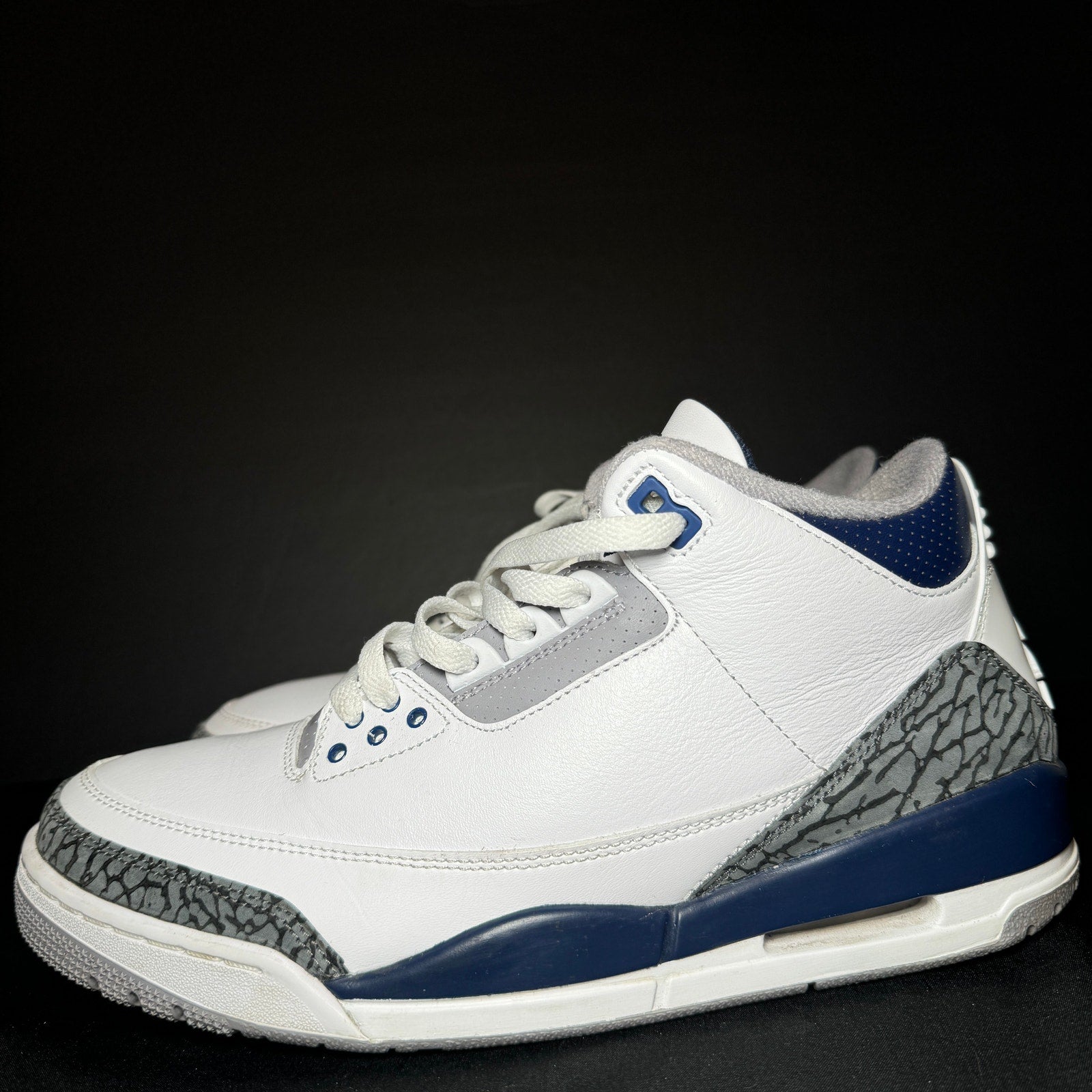 Air Jordan 3 Retro Midnight Navy Men's Shoes - Size 10.5